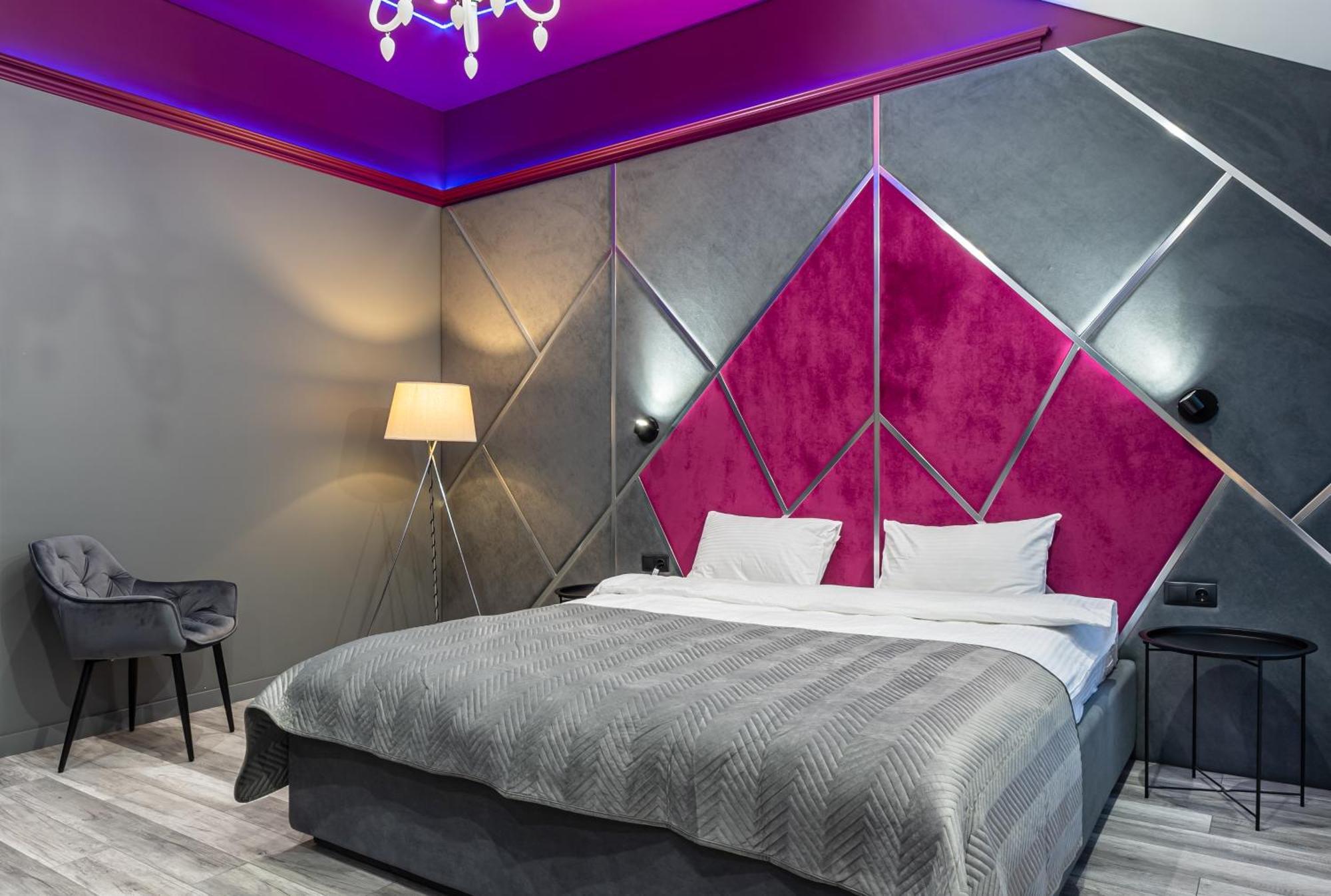 Myfreedom Lux Апартаменти Центр Вул Євгена Чикаленка 33 М Хрещатик Kyiv Exterior photo