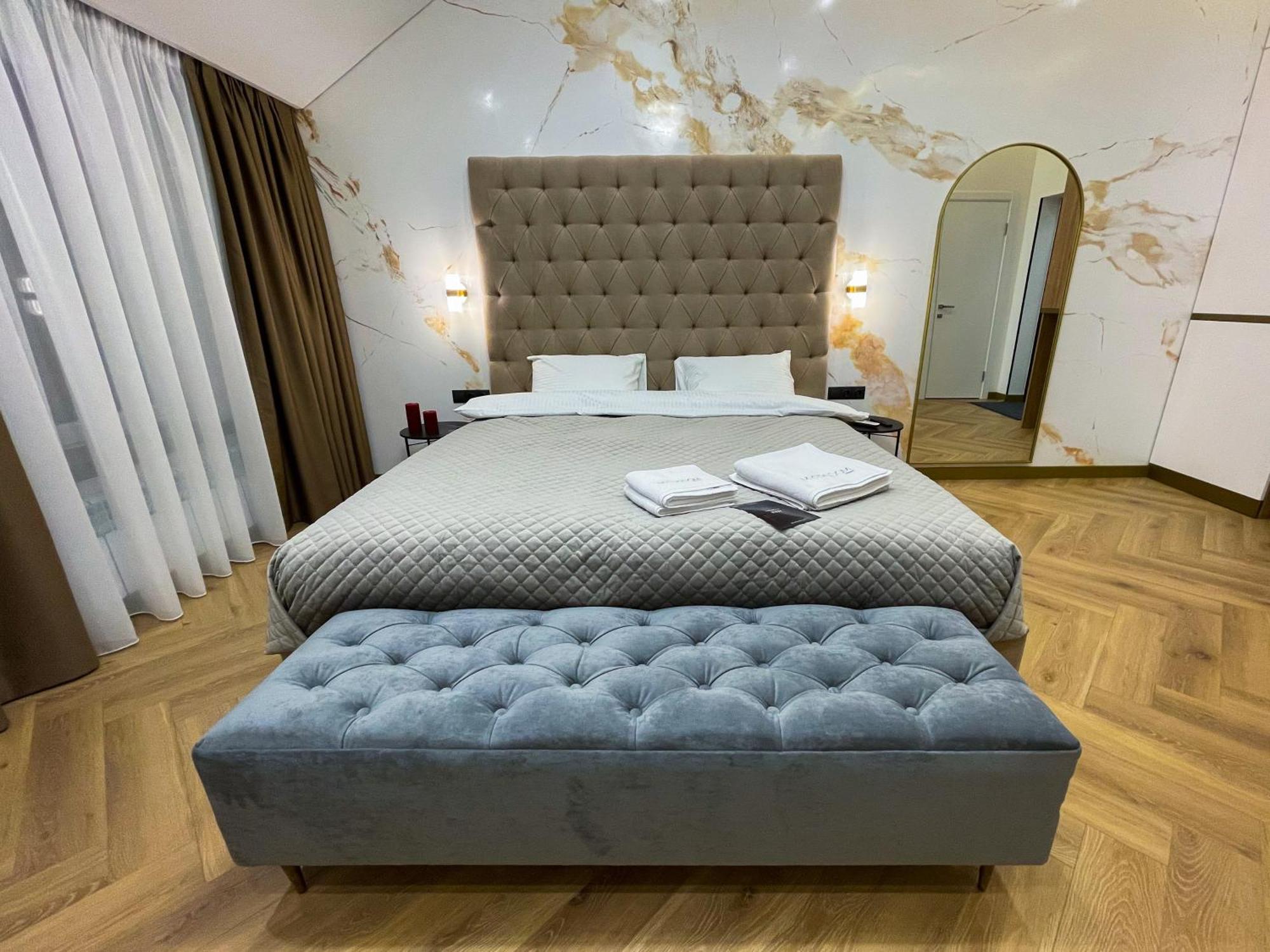 Myfreedom Lux Апартаменти Центр Вул Євгена Чикаленка 33 М Хрещатик Kyiv Exterior photo