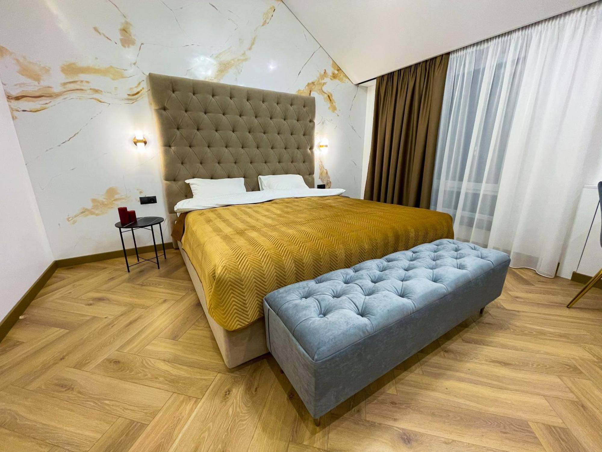 Myfreedom Lux Апартаменти Центр Вул Євгена Чикаленка 33 М Хрещатик Kyiv Exterior photo