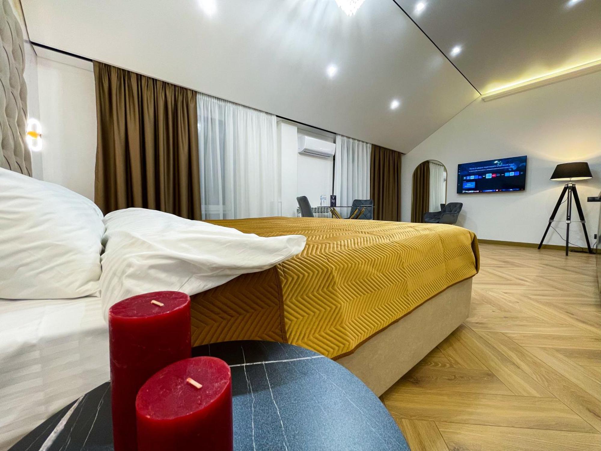 Myfreedom Lux Апартаменти Центр Вул Євгена Чикаленка 33 М Хрещатик Kyiv Exterior photo